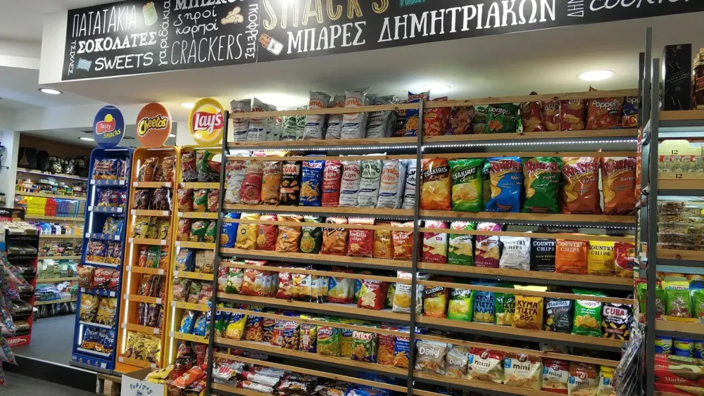 To Psilikaki — Crisps and snacks